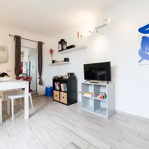  Apartamento Attic With A Superb View Italia