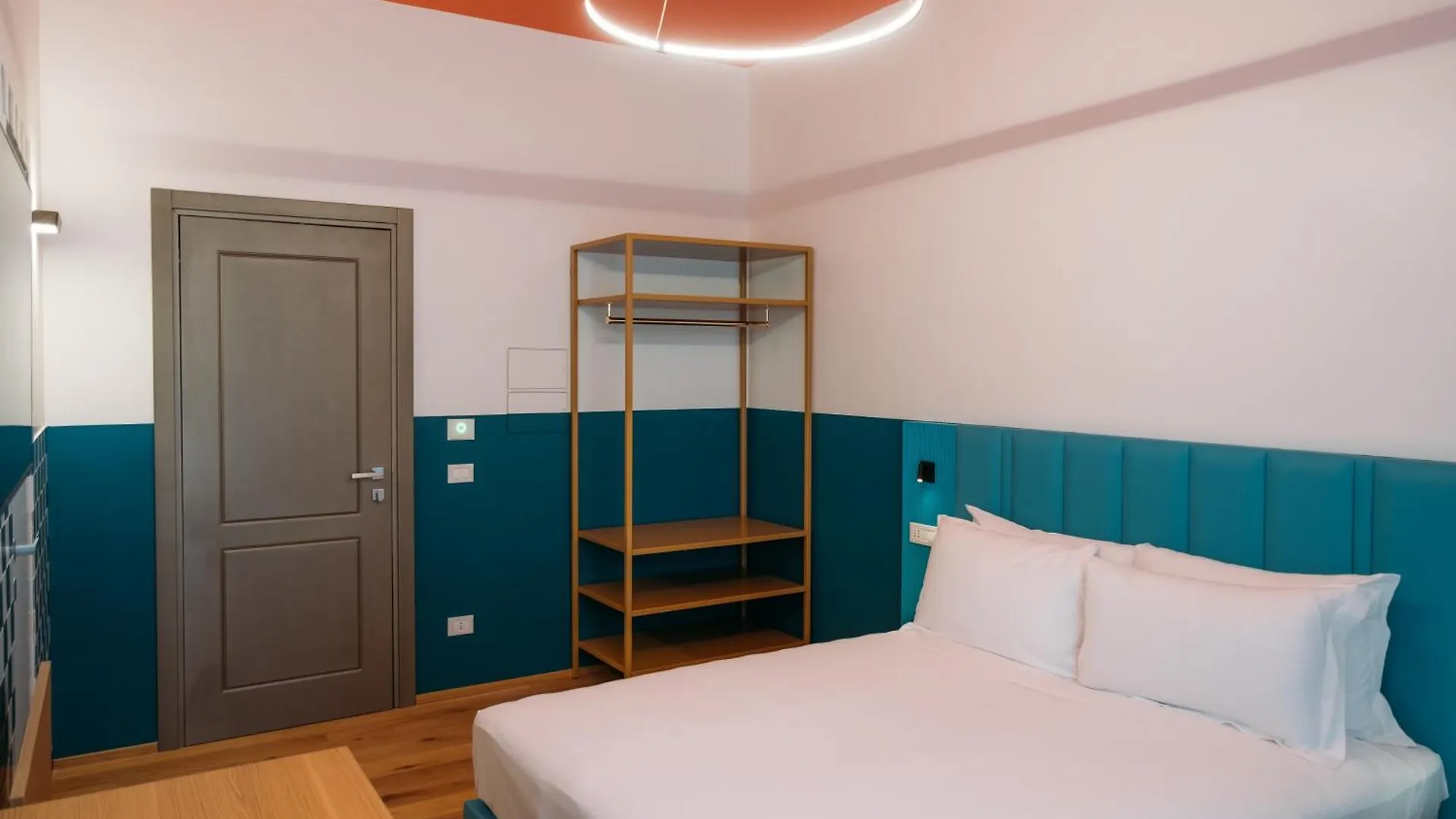 Boutique Centrale Palace Hotel Roma 3*,  İtalya
