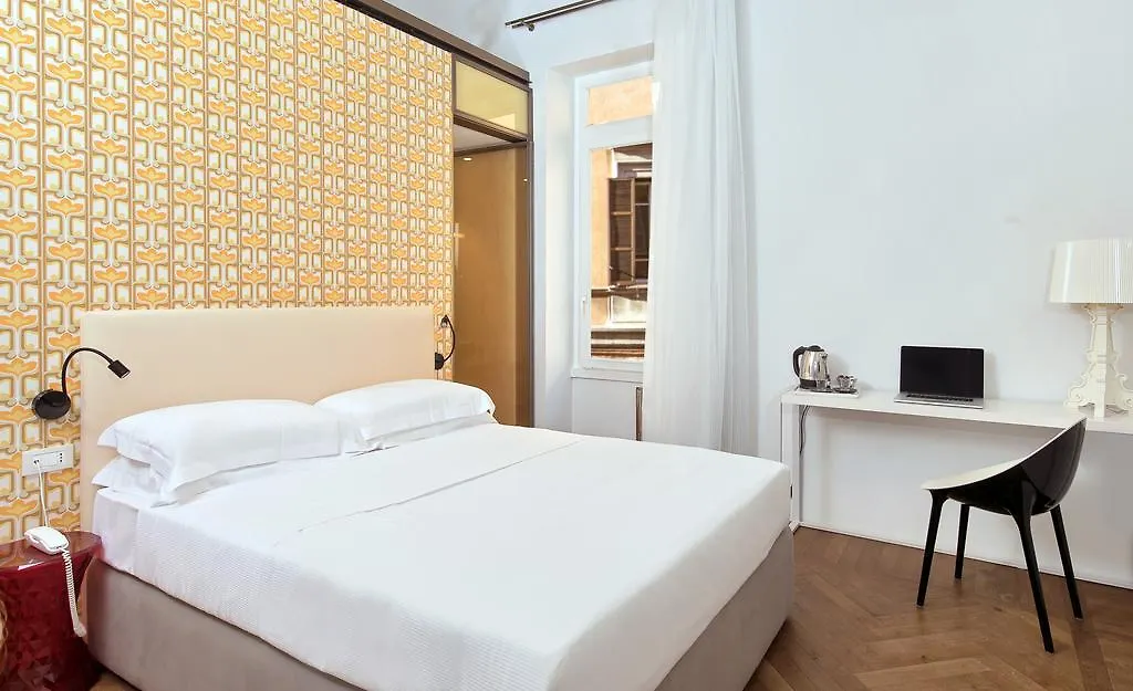 Boutique Centrale Palace Hotel Rome 3*,
